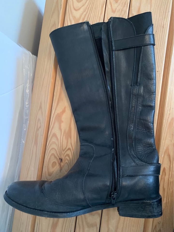 Women’s Riding-Style Leather - photo 3
