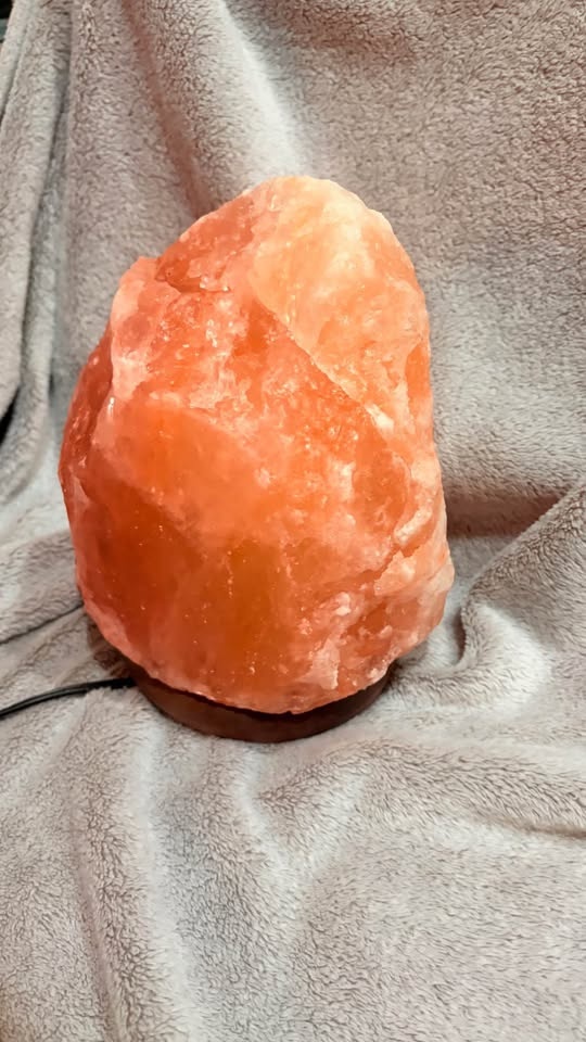 Huge Salt Rock Lamp Dimmable - middle - photo 5