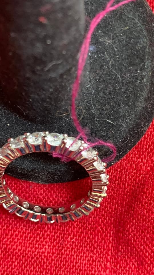 Silver tone fashion eternity ring with bling Size 9 - photo 3