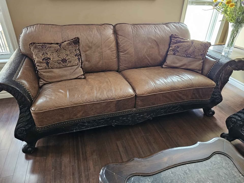 Living Room Set - photo 2