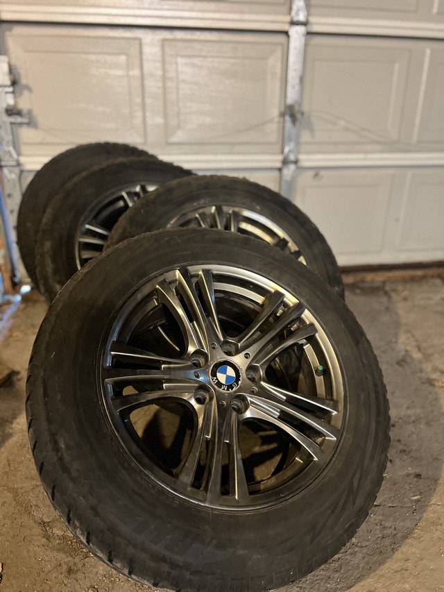 Bridgestone Blizzak winter tires (235/60R17)
