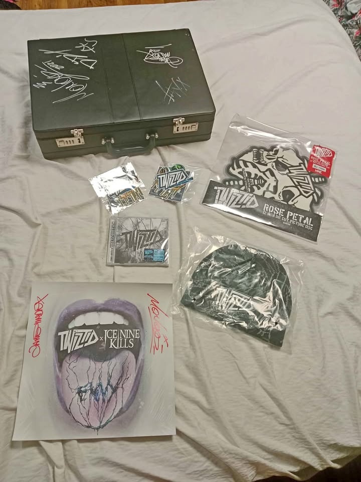 Twiztid ice nine kills memorabilia signed briefcase