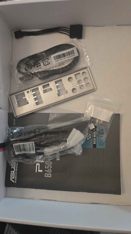 Brand new asus b650-plus prime am5 motherboard - photo 2