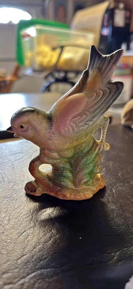 Vintage colorful bird figurine 4-1/2 “ tall
