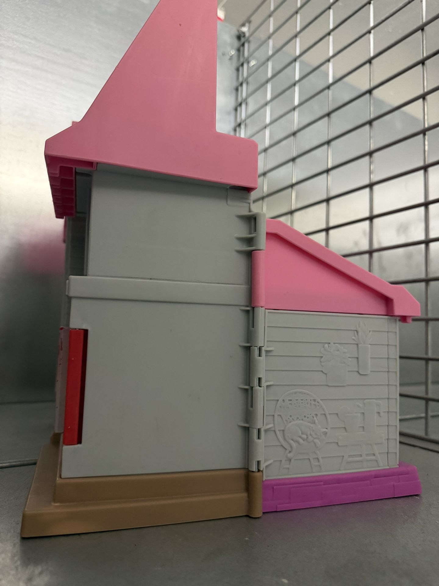 Toy House - photo 2