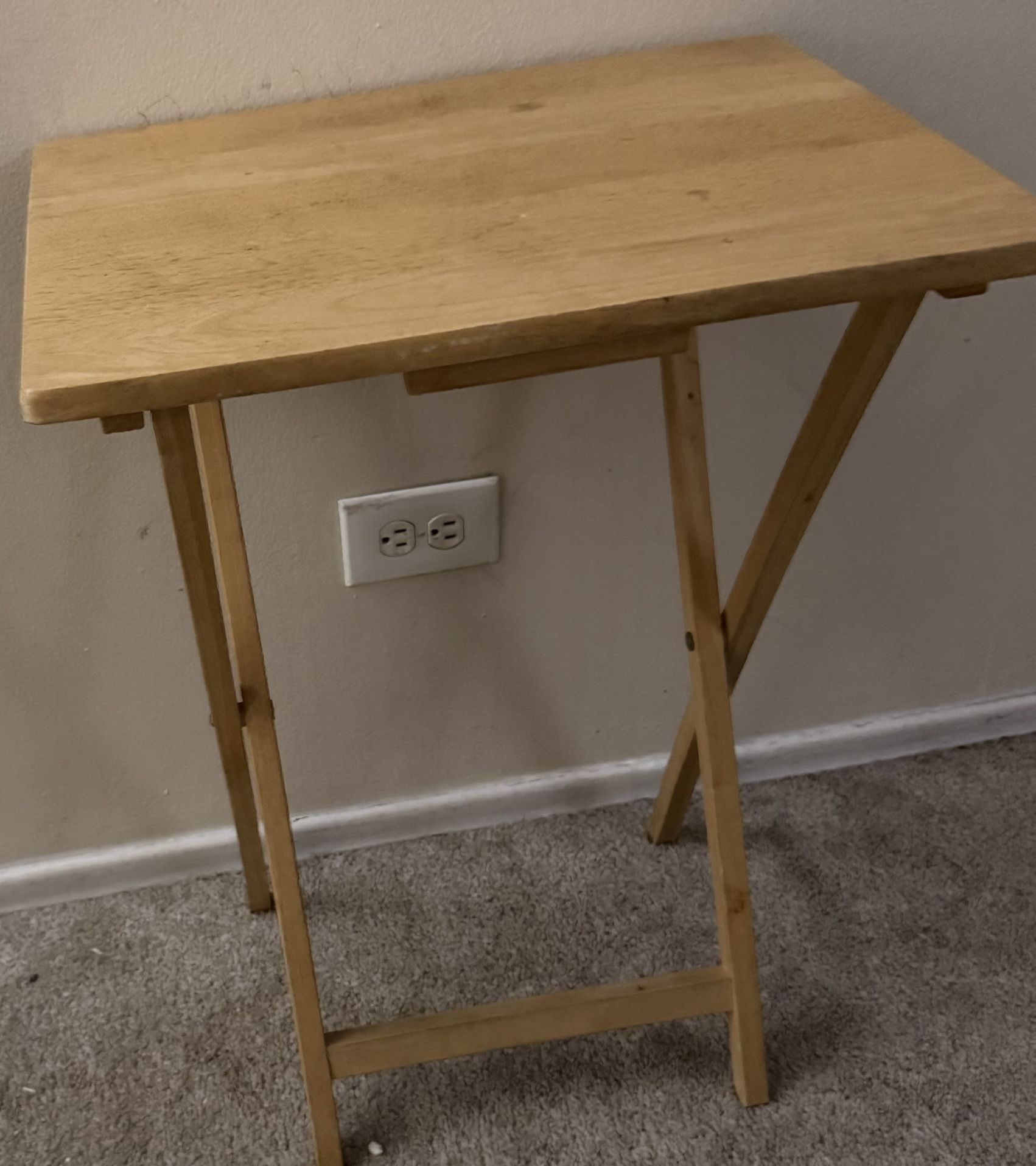 Small folding table - photo 2