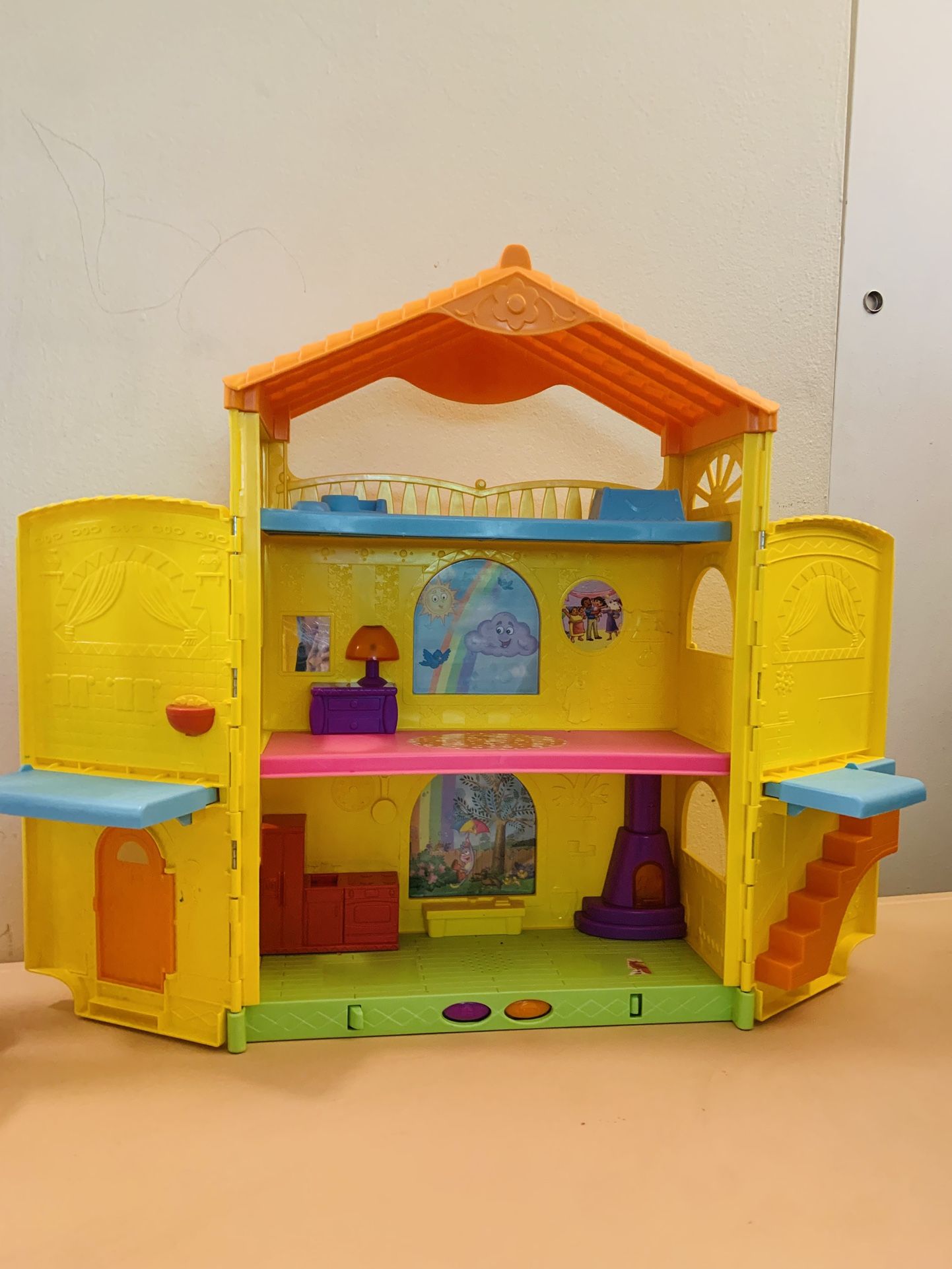 Dollhouse - photo 2