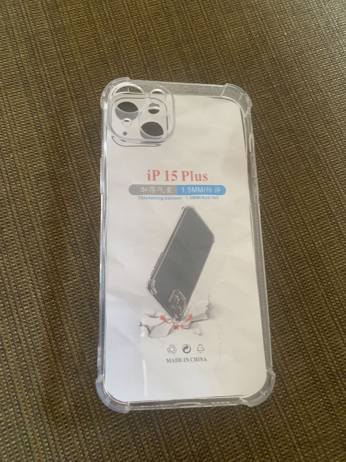 iPhone 15 Plus - photo 2