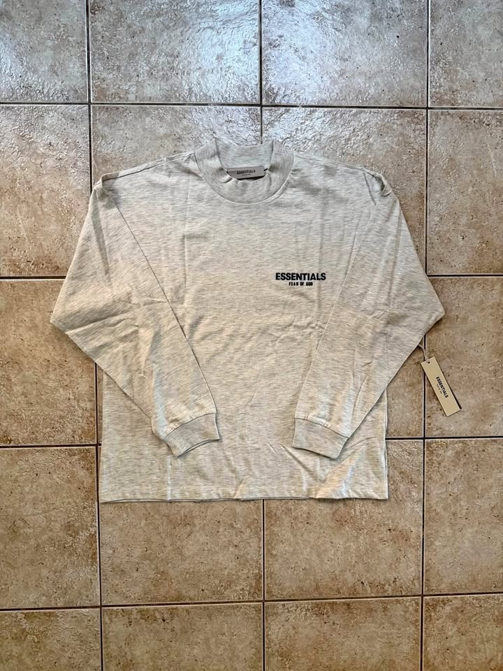 Essentials SS22 Light Oatmeal L/S Shirt