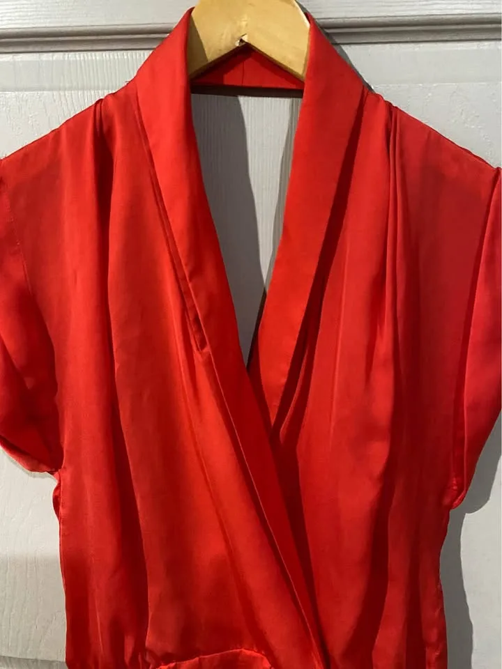 BCBG MAXAZRIA Women Romper Jumpsuit Coral Satin Size 4 image indicator(2)