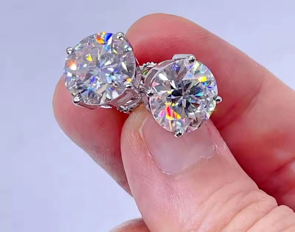 4 cttw diamond cultivated earring vvs1,free test warranty