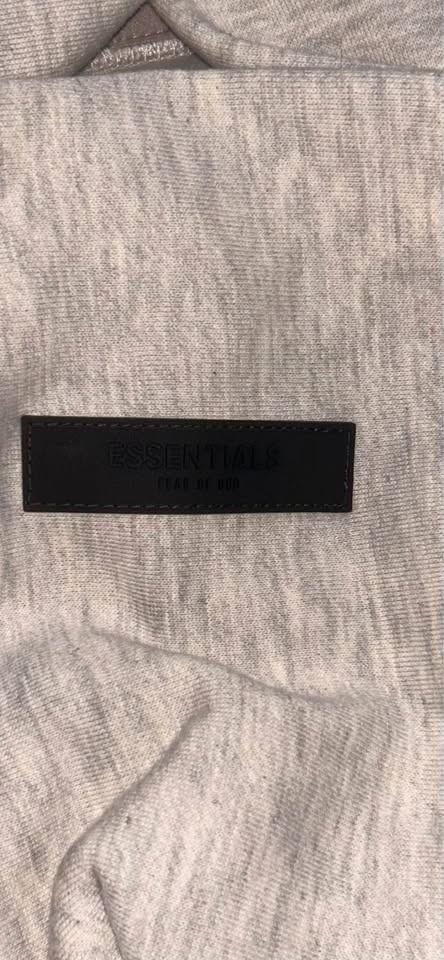 Fear of God ESSENTIALS Hoodie – Light Oatmeal (Size S, Fits M) - photo 4