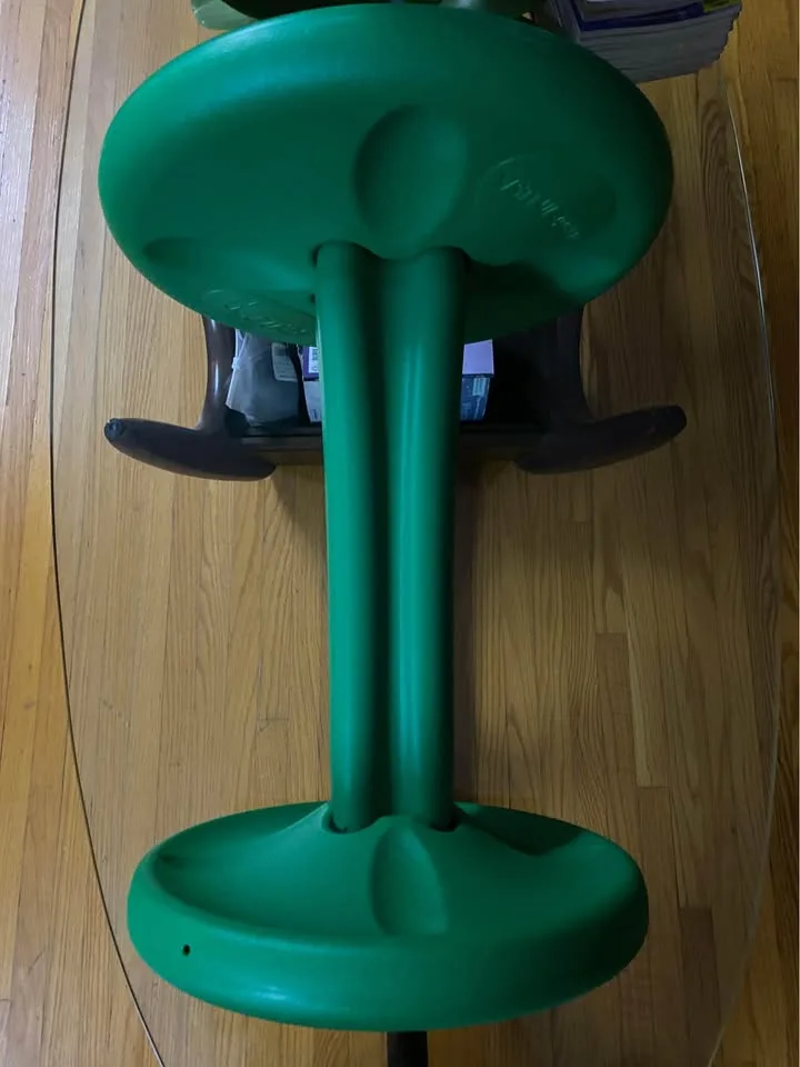 Kore Wobble Chair 16 inch Green image indicator(4)