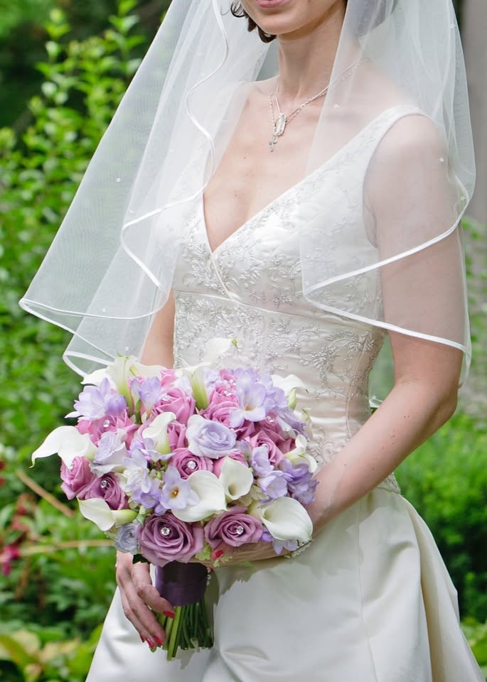 Designer bridal wedding dress Size 8-10
