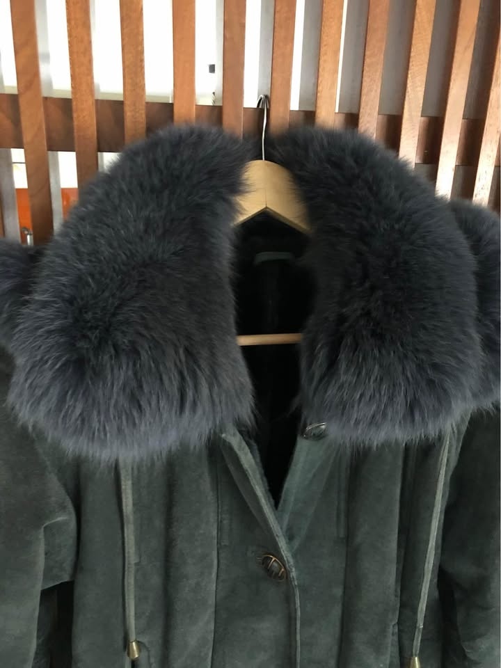 Winter shearing coat Size Medium