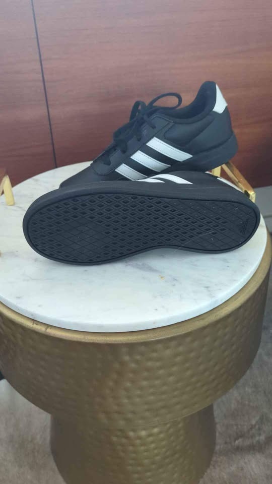 Youth Size 3 Adidas Sneakers - NEW - photo 2