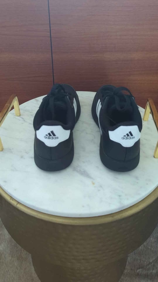 Youth Size 3 Adidas Sneakers - NEW - photo 3