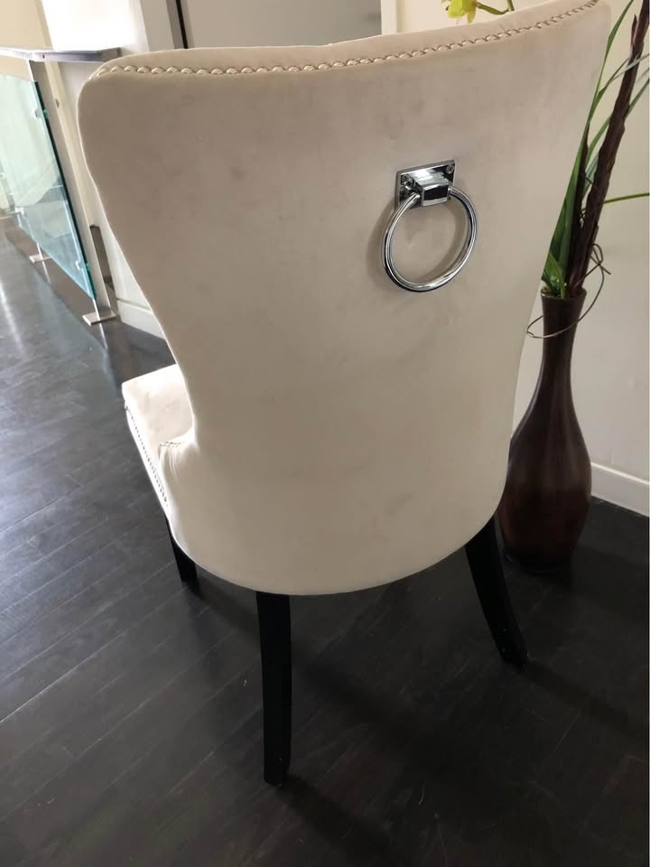 Modern Guest Chair in Off-White velvet  - New - photo 4