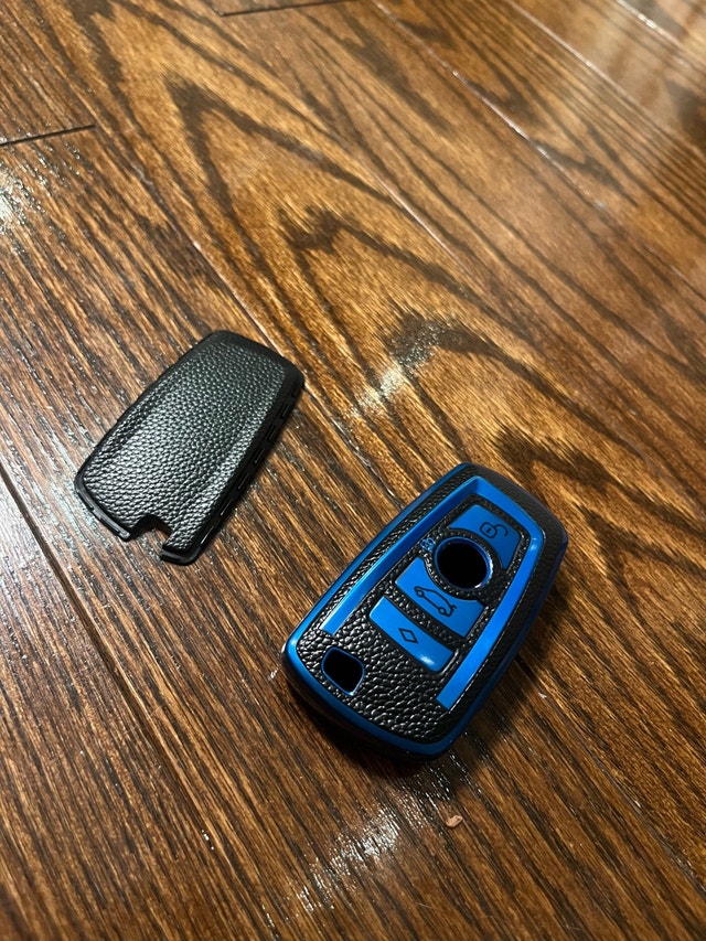 Bmw key case - photo 2