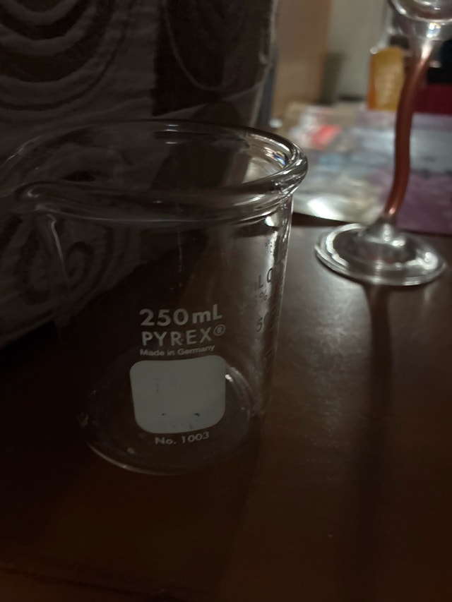 Pyrex Beaker 250mL - photo 2