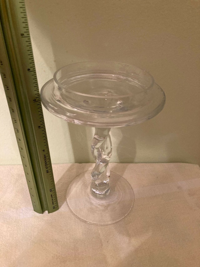 Glass candle holder
