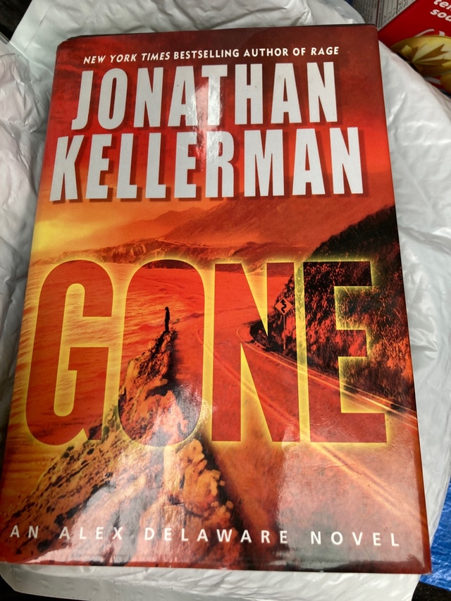 Hardcover book Jonathan kellerman