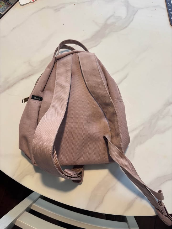 Small pink Herschel backpack - photo 2