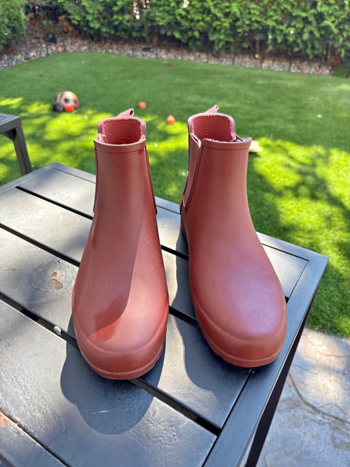 Red hunter rain boots