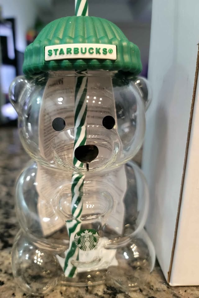Starbucks Bearista Bear Glass Cold Cup - Limited Edition - photo 2