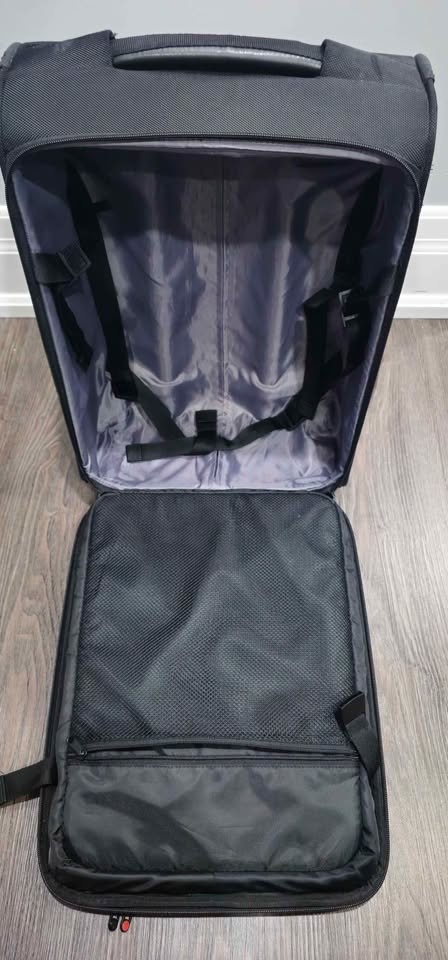 lenovo thinkpad professional roller case carryon - photo 4