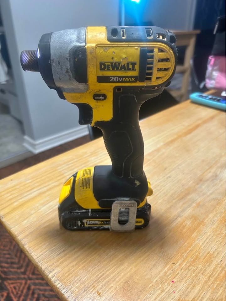 DeWALT Impact With Battery