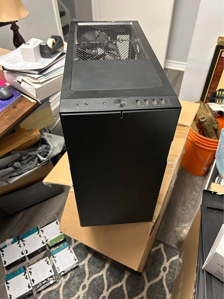 Fractal Design Define R5 - Black - Brand New - photo 3