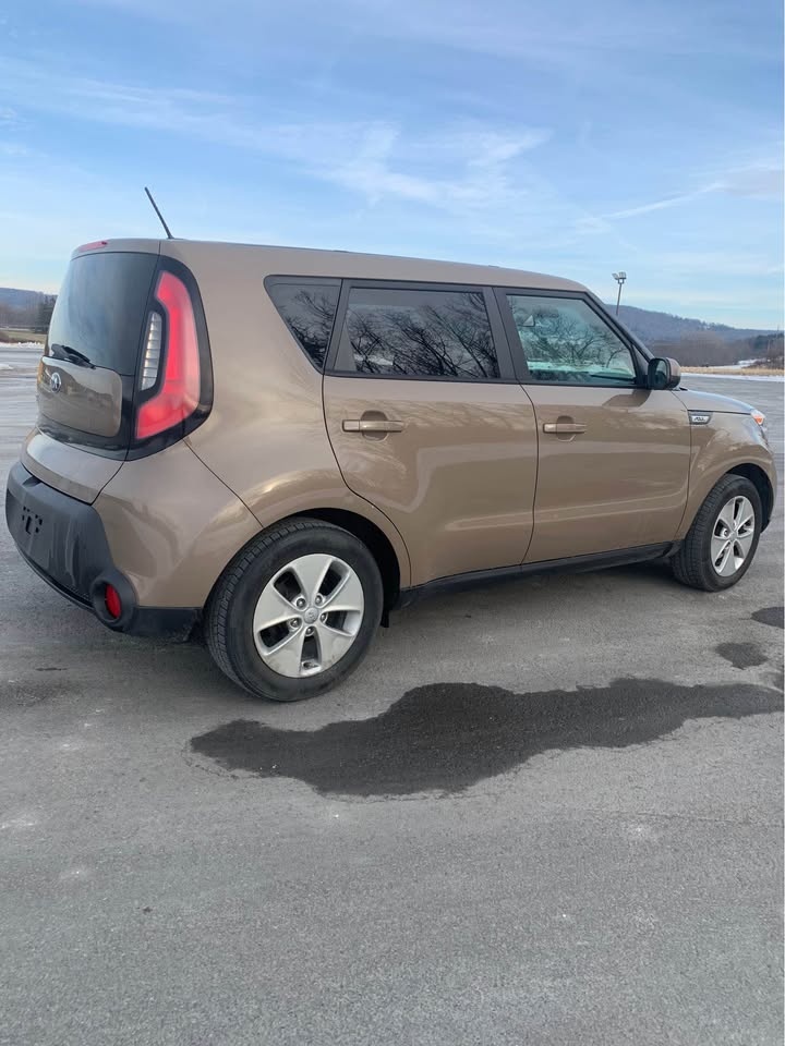 2016 Kia Soul · Wagon 4D - photo 4