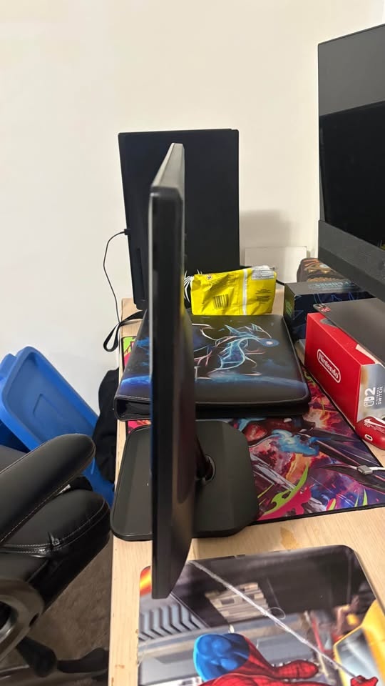 Acer Monitor - photo 2