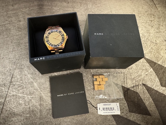 Marc Jacob's Women's Watch - photo 2