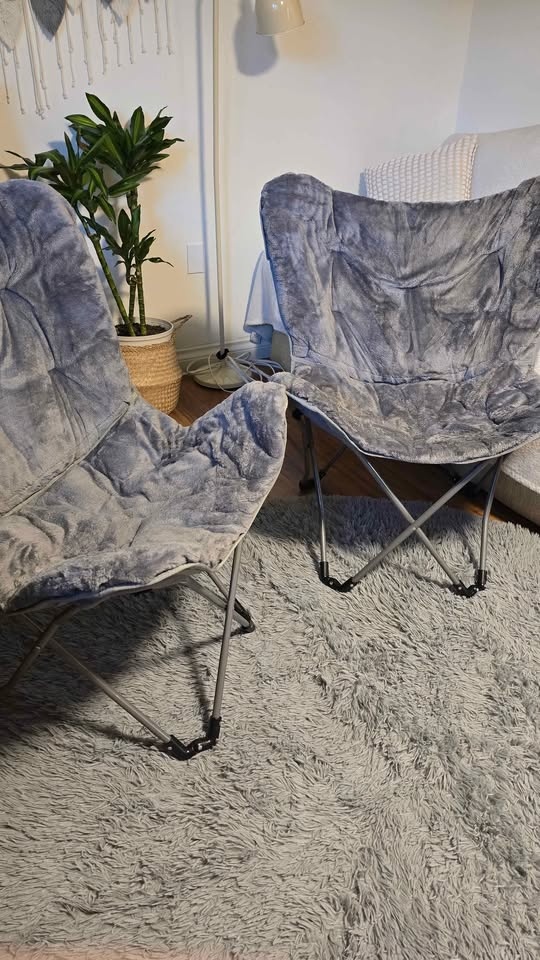 Two butterfly chairs with circle rug - photo 3
