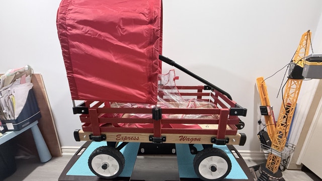 wagon and lego craft table - photo 3