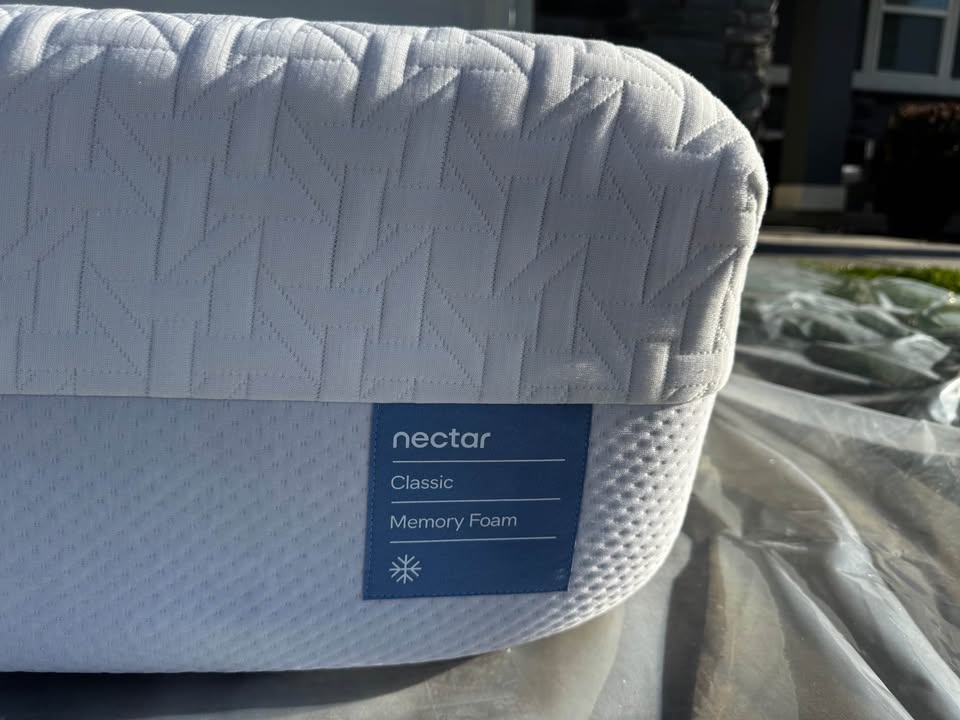 Nectar Classic Memory Foam Queen Mattress - photo 5