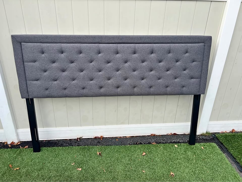 Resident Home King Headboard, Brand new, open box