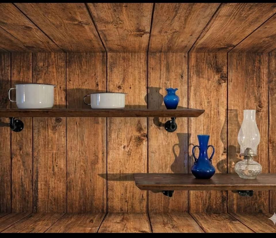 Rustic and Unique Pine Shelves-On pipe brackets - photo 3