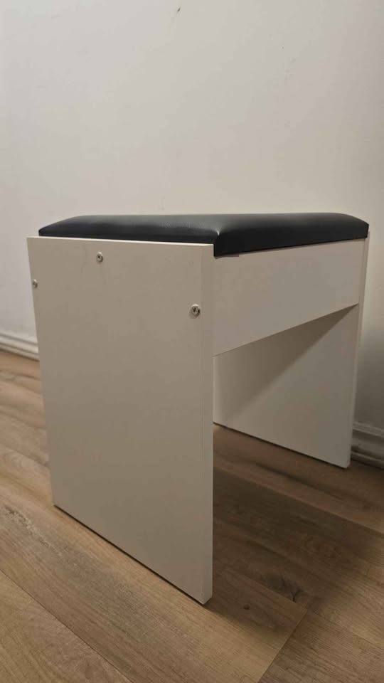 Desk Stool / Vanity Stool – Black & White - photo 3