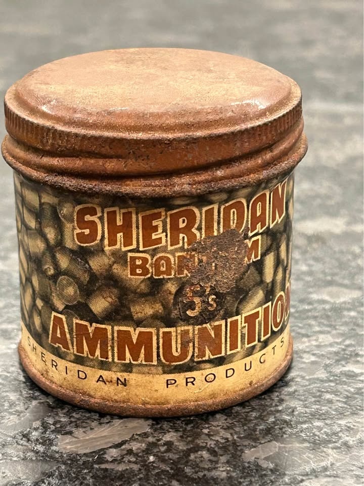 Collectible vintage advertising tins and packaging - photo 4