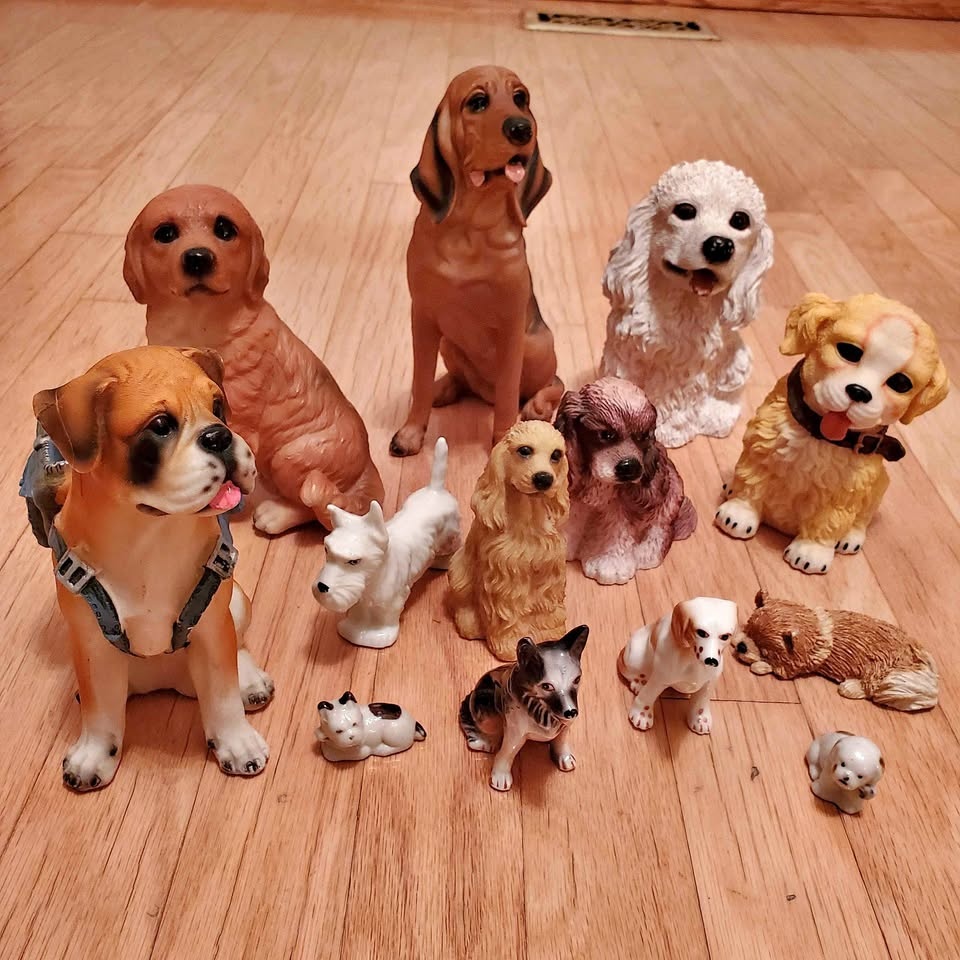 Dog Figurines Set, Puppies 🧡
