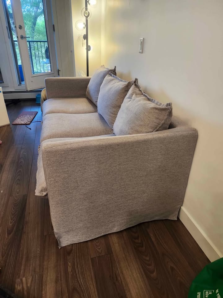 Grey 3 seater sofa - photo 3