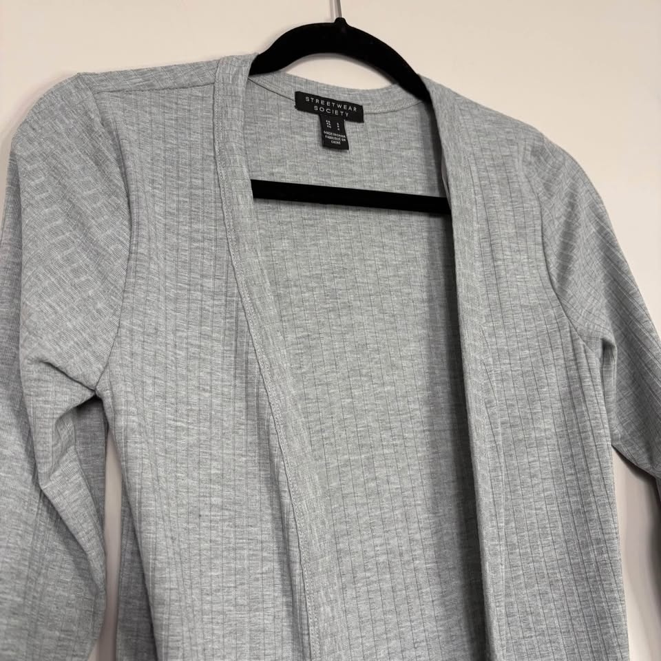 Lightweight long Sleeve Grey Cardigan - photo 2