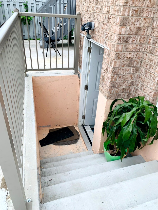 2-bedroom basement with 2-car parking for rent in Brampton - photo 5