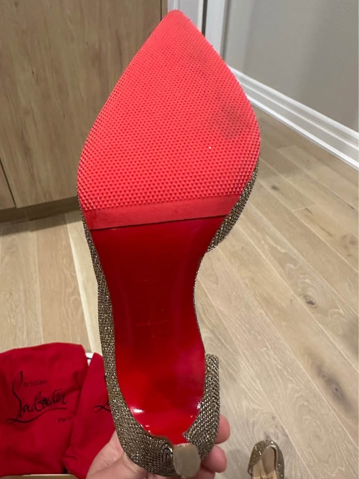 Christian Louboutin Heels Glitter Luminor gold - photo 3