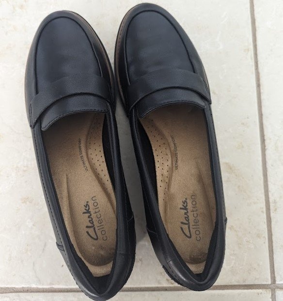 Clarks Loafers size 9