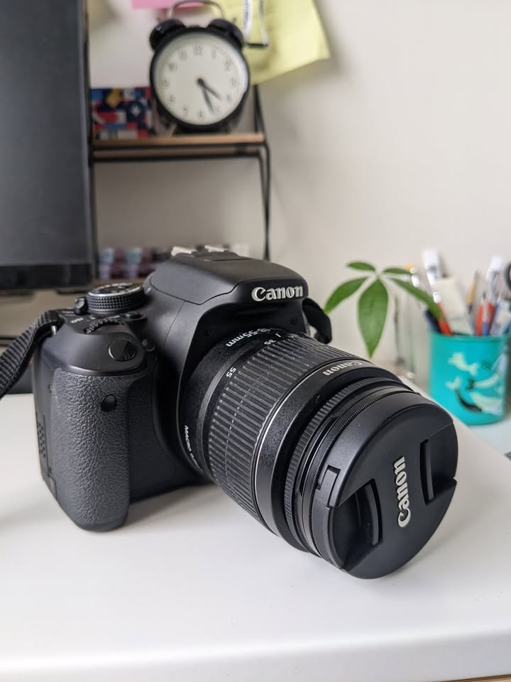 Rebel T3i / EOS 600D Digital SLR Camera bundle