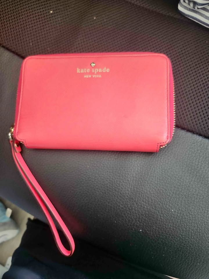 Kate Spade Wristlet